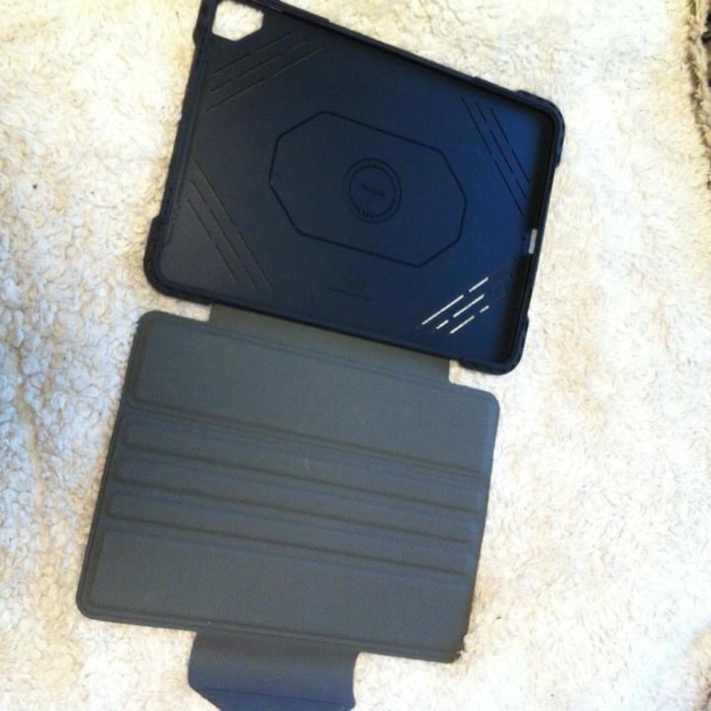 Targus Pro-Tek Rotating Case For 11in. Ipad-Pro - image 6